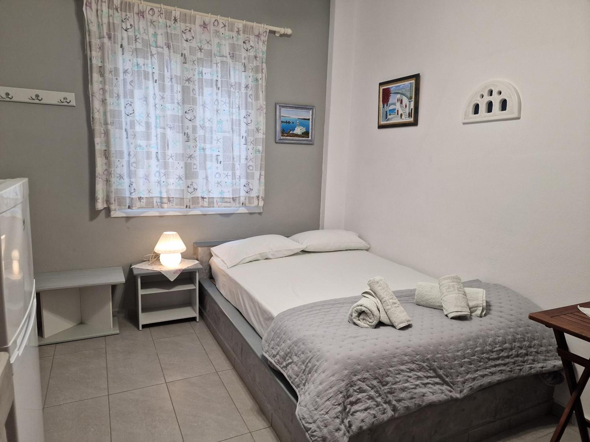 Porto Apergis Lejlighedshotel Agios Ioannis  Eksteriør billede
