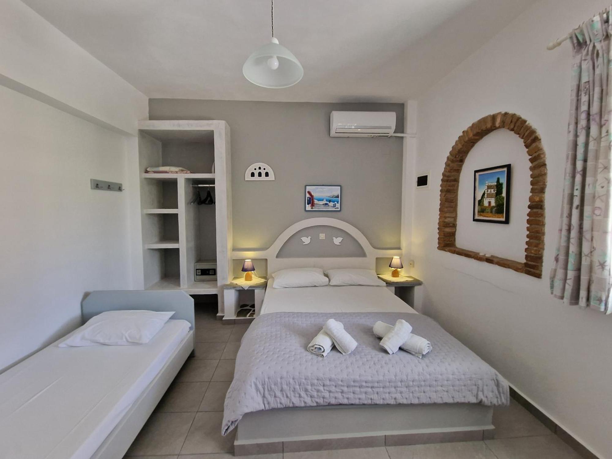 Porto Apergis Lejlighedshotel Agios Ioannis  Eksteriør billede