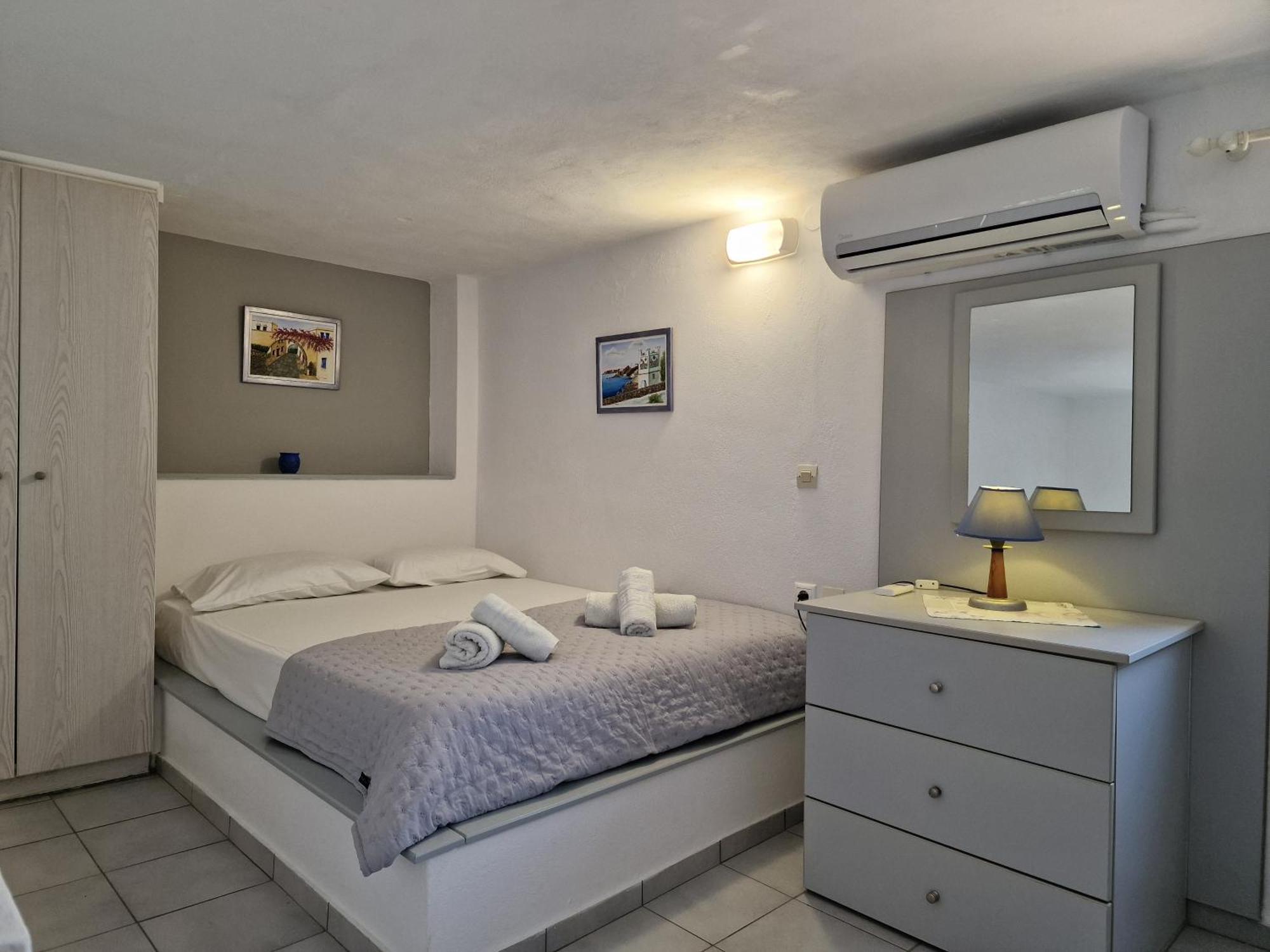 Porto Apergis Lejlighedshotel Agios Ioannis  Eksteriør billede